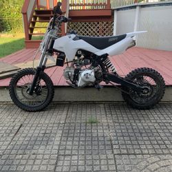 Dirt Bike 