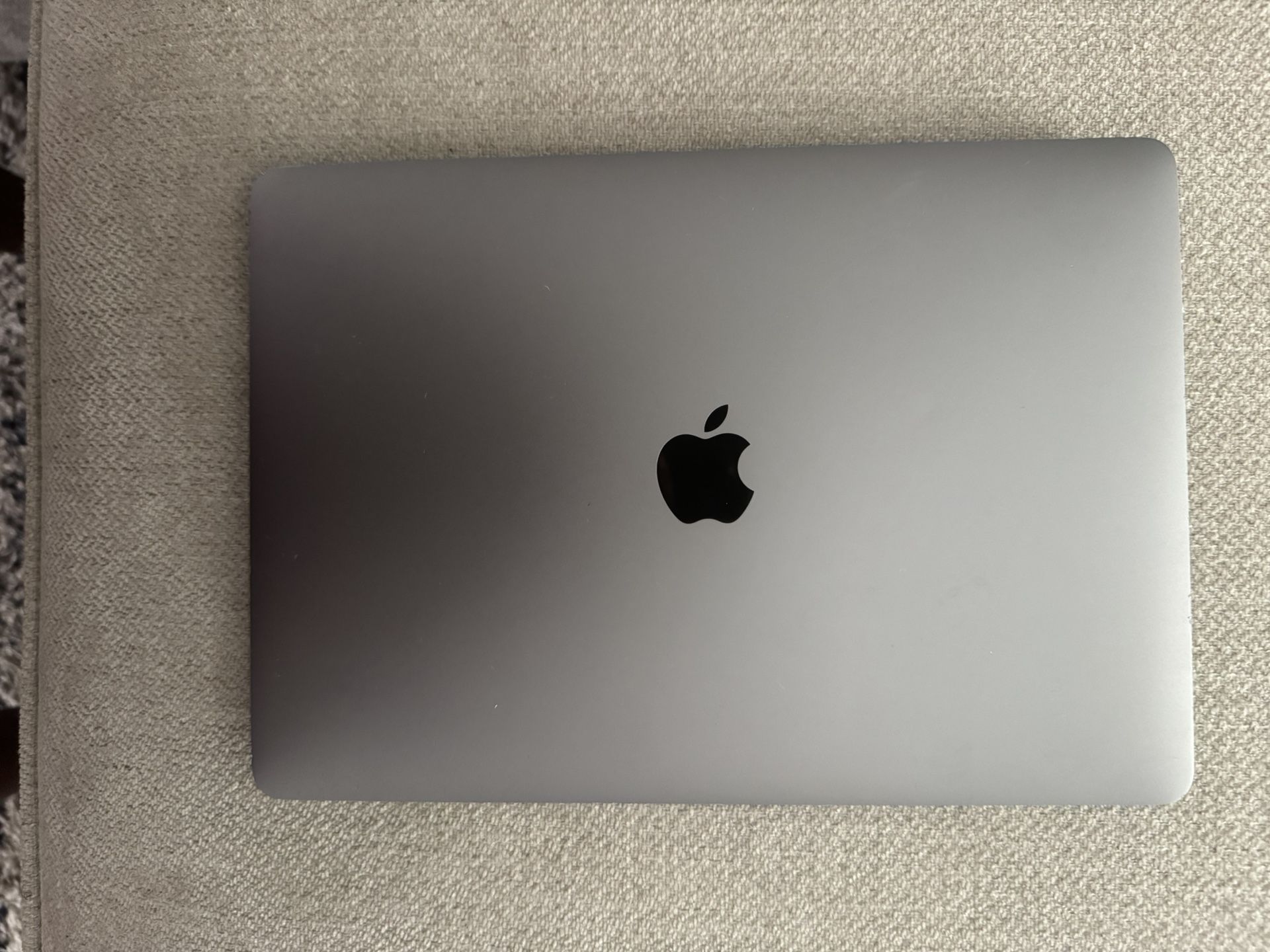 Apple MacBook Air