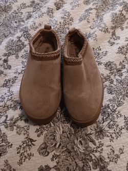 Mudd slippers