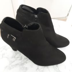 XOXO Women's Shoes Size 8.5