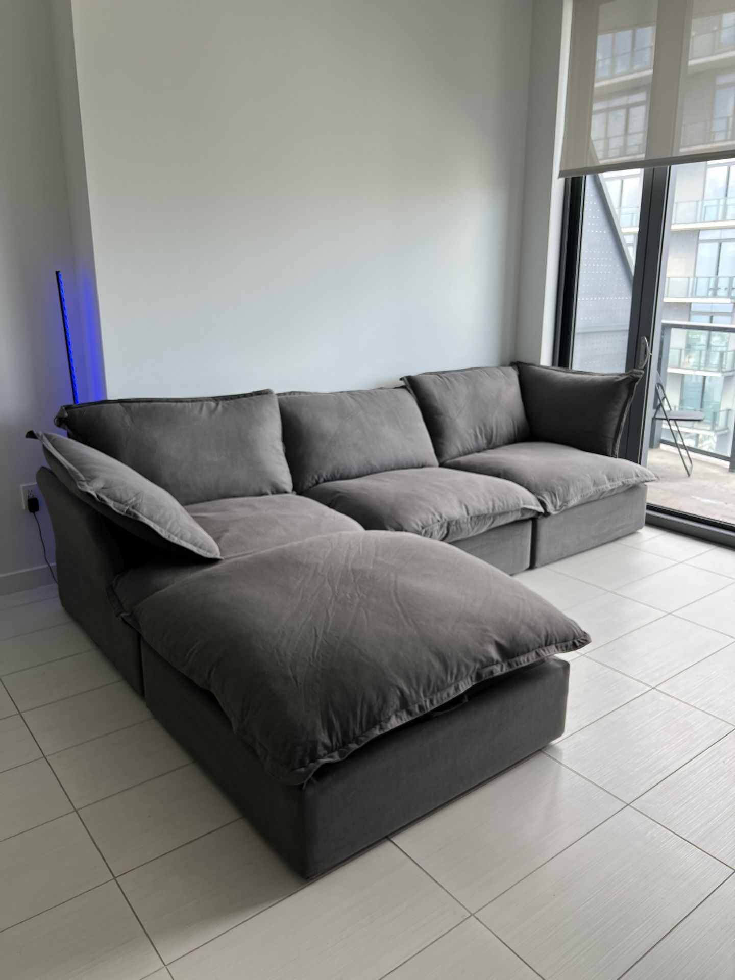 Gray Cloud Sectional (NEW)
