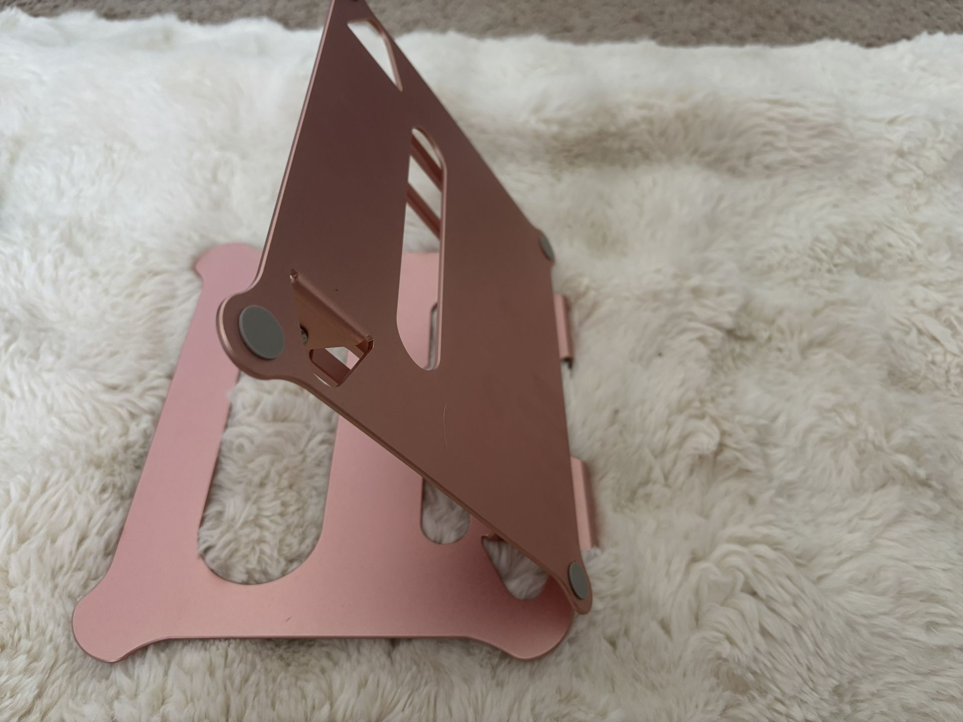 Laptop Angle adjusting stand