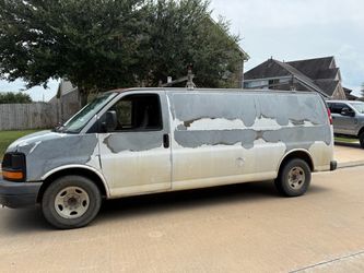 2009 Chevrolet Express Cargo Van