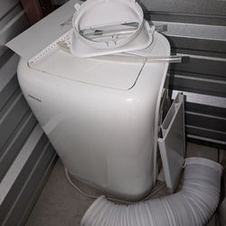 12000 Btu Portable TOSHIBA AC