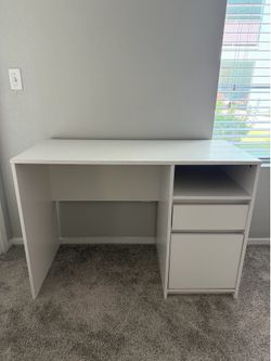 White Desk