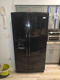 🧊 Whirlpool Gold Side-by-Side Refrigerator