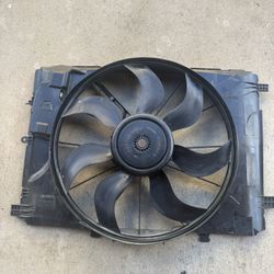 2016 Mercedes Cla250 Parts 