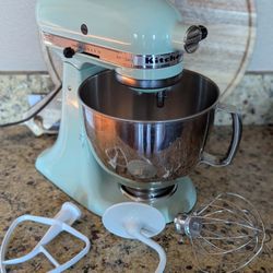 KitchenAid Artisan Tilt Head 5 qt Stand Mixer