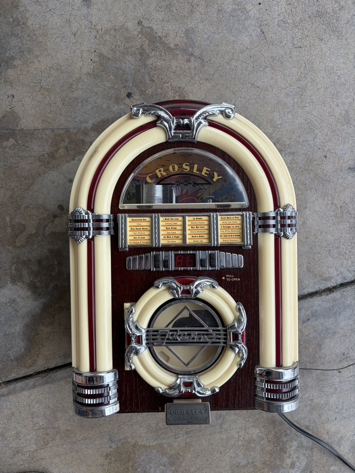 Am Fm Vintage Cd/radio Player Juke Box