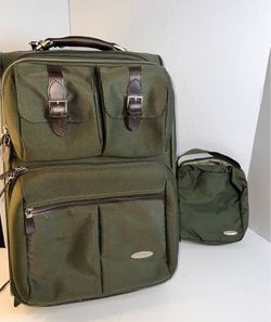 Samsonite 22” Carry On Green Suitcase With Travel Bag
