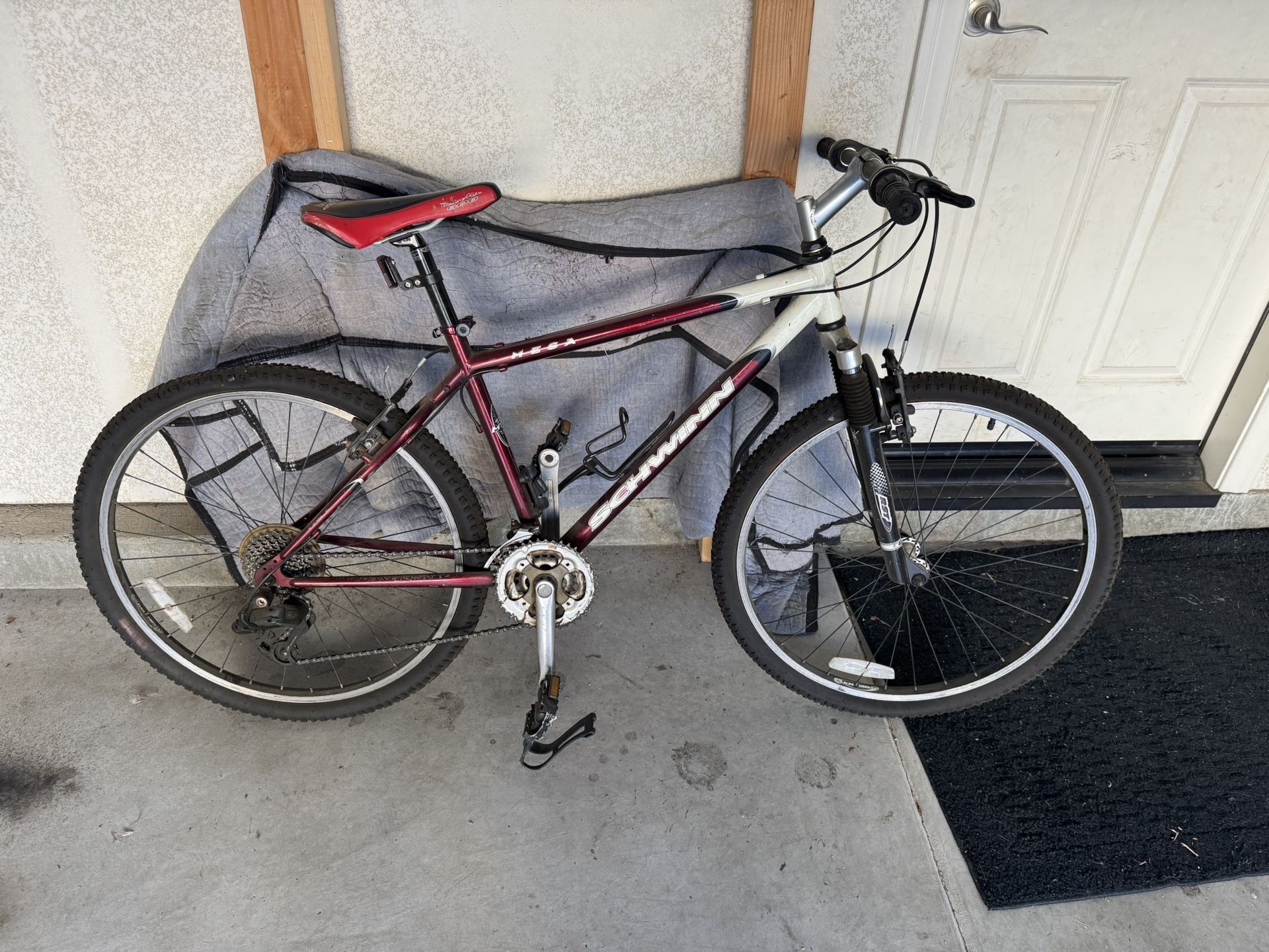 Schwinn Mesa Mountain bike