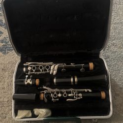 Bundy Clarinet 