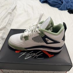 Seafoam Green Jordan 4s