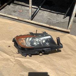 2006-2008 BMW 3 SERIES SEDAN RIGHT PASSENGER HEADLIGHT OEM
