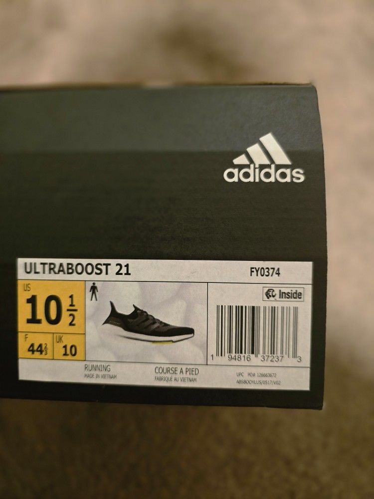 10.5 Running Shoes Adidas Ultrboost