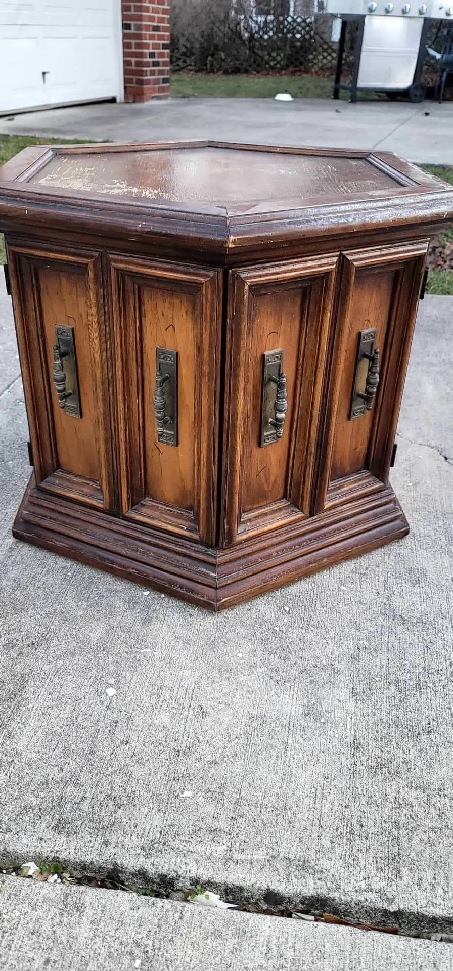 Wood End Table Cabinet