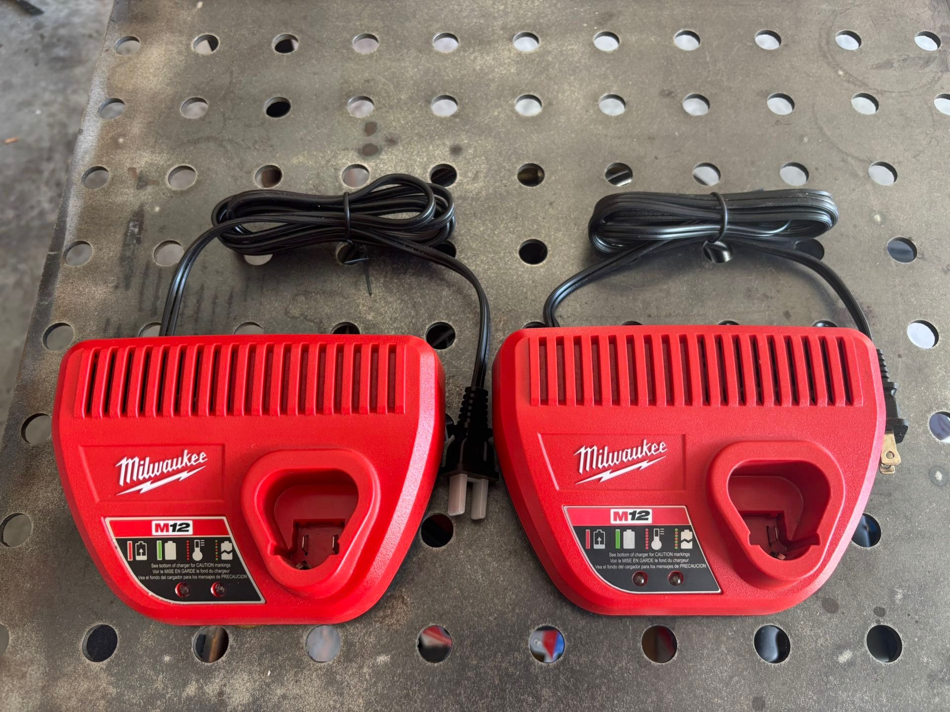 M12 Milwaukee Chargers