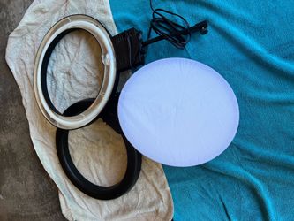 Flashpoint Ring Light + 3POD Tripod. Bundle