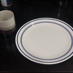 Corelle 12x Dinner Plate Set. 10.25” $120 Value! (Classic cafe Blue)