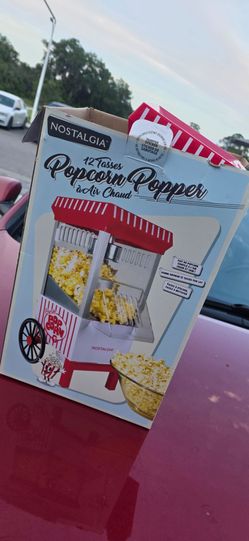 Movie 🎬 banner and popcorn maker
