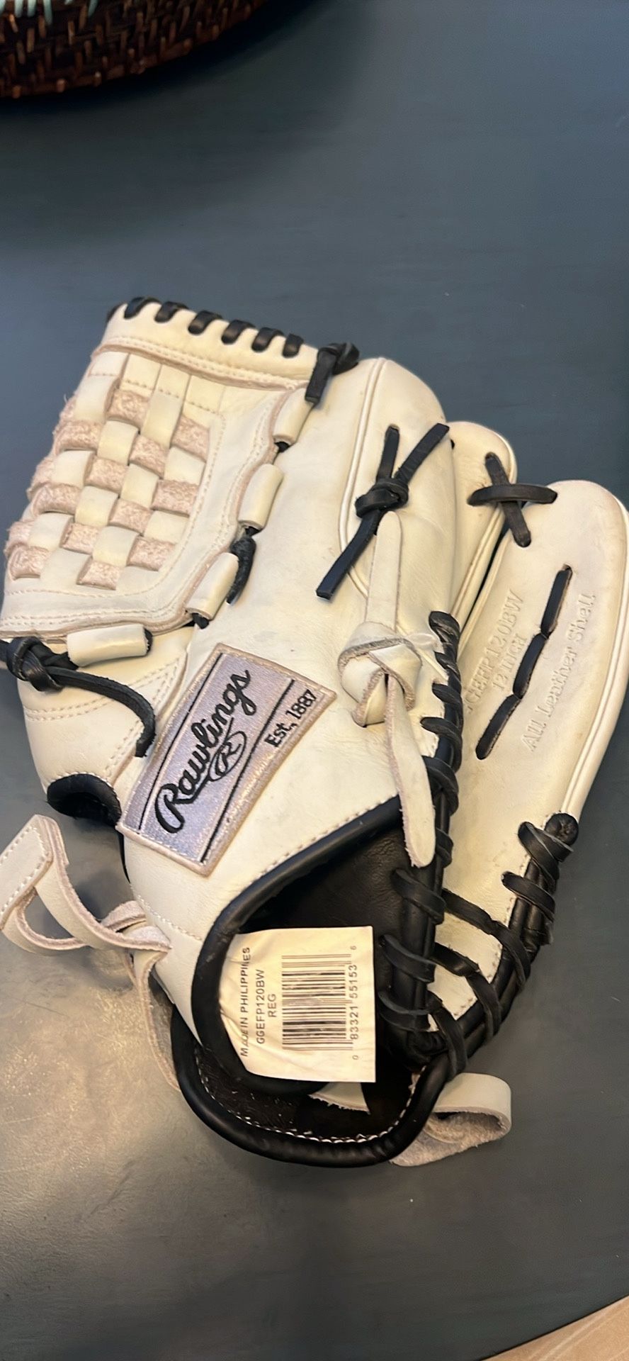 Rawlings RHT 12" Gold Glove Elite Fastpitch Softball Glove GGEFP120BW