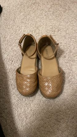 Girls sandals
