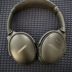 BOSE Quiet Comfort 35 II Noise Cancelling Bluetooth Headphones 
