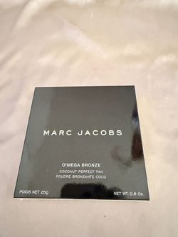 Rare Marc Jacob’s Omega Bronzer