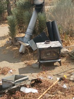 🔥 Wood-Burning Fireplace/Stove – For Sale
