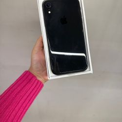 iPhone XR Unlocked 