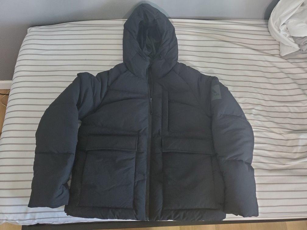 Adidas Men's Heavy-duty winter jacket