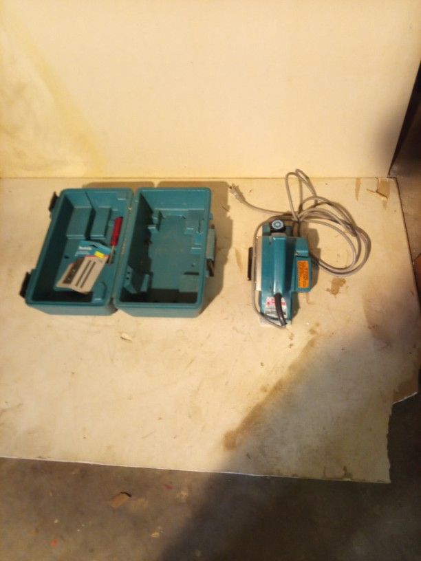 Makita Power Planer Model # 1900B