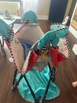 Portable baby jumper
