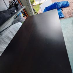 Dining Table Excellent Condition 