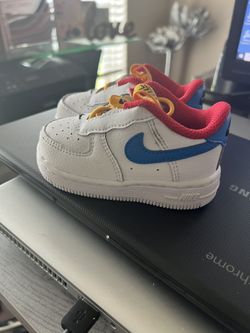 Nike Air Force 1 Sz 4c