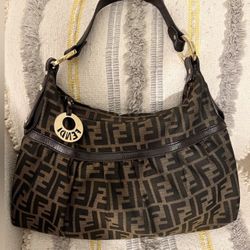 model: vintage Hobo Shoulder bag material: zucca ff monogram canvas, leather color: brown