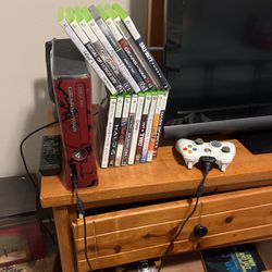 xbox 360 with games- perfect condition 