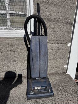 Bissell Upright Vacuum Cleaner