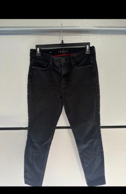 Skinny black jeans