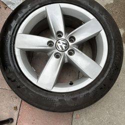 VW OEM Wheels (2)