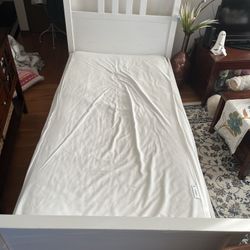 Twin Size Bed With Mattress 