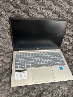 HP laptop 14-ep0033cl