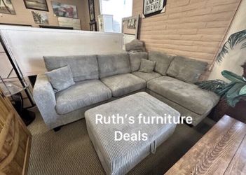 Beautiful‼️ 3-Pc Corduroy Sectional Sofa With Storage Ottoman