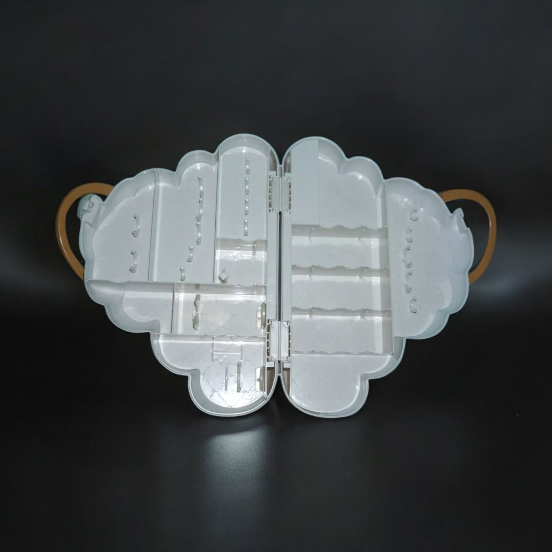 Poopsie Unicorn Slime Surprise! Pooey Puitton Purse MGA Playset