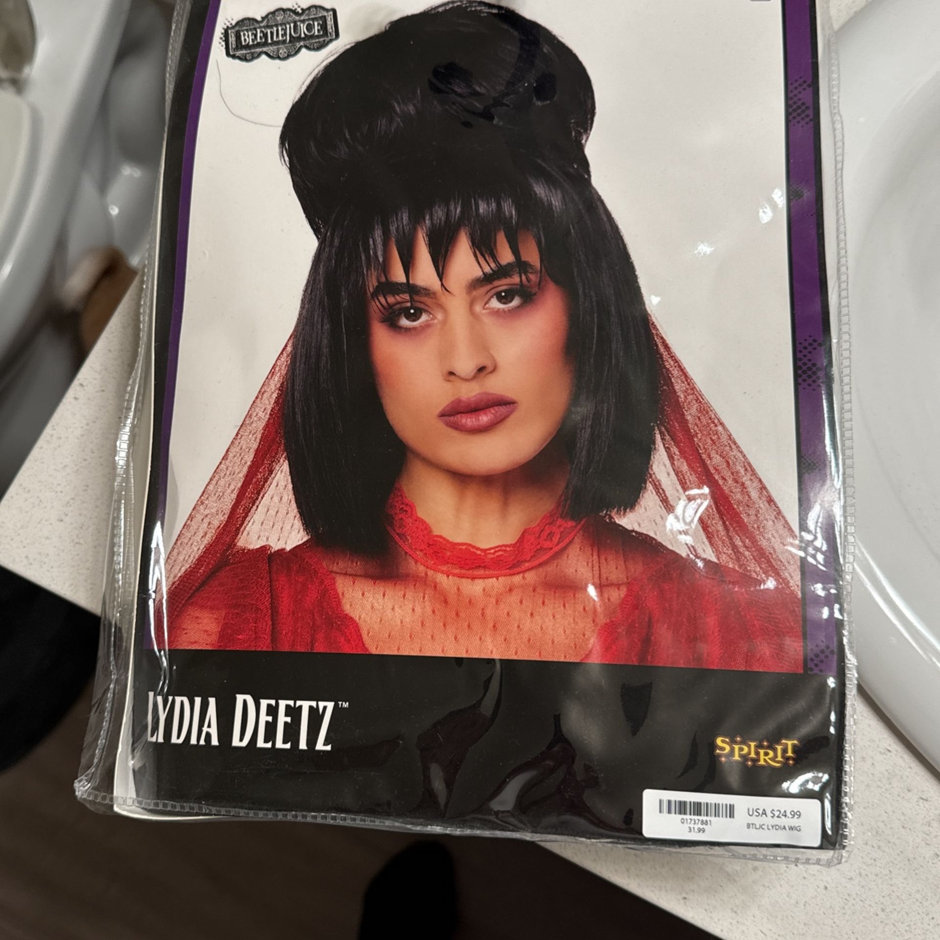 Beetlejuice, Lydia Wig