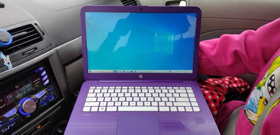 HP Stream Windows 10 Runs Good