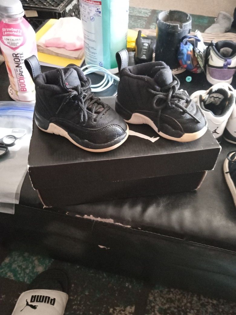 Black Jordans