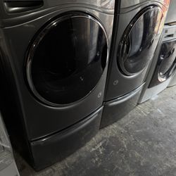 Whirlpool Washer And Dryer Set Like New Perfect Working Machines