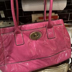 VINTAGE pink COACH patent leather 