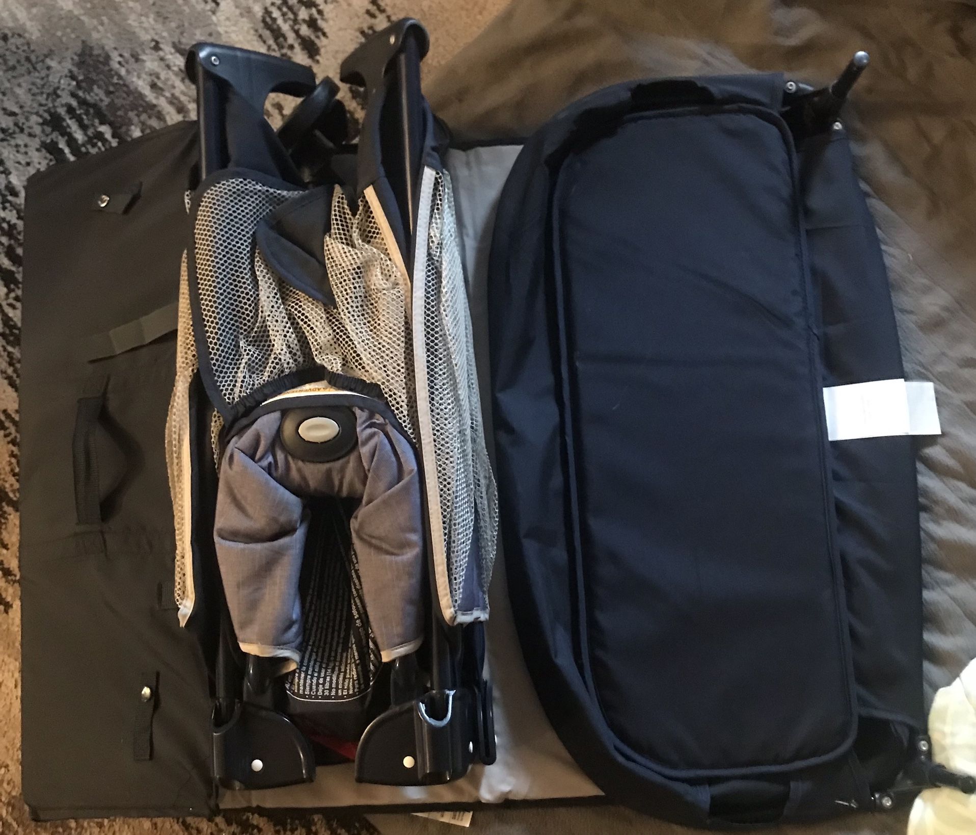 New Easy Up Play Pen With Attachable Changing Table, And Transport Case